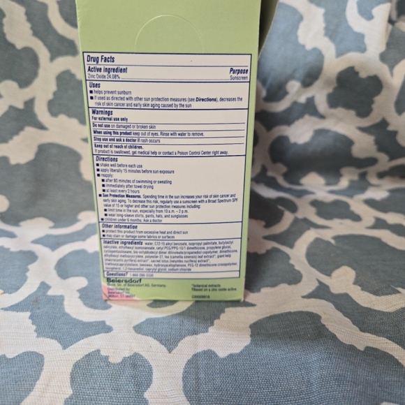 Copertone Pure & Simple baby SPF50 individual packs sunscreen - Picture 3 of 5